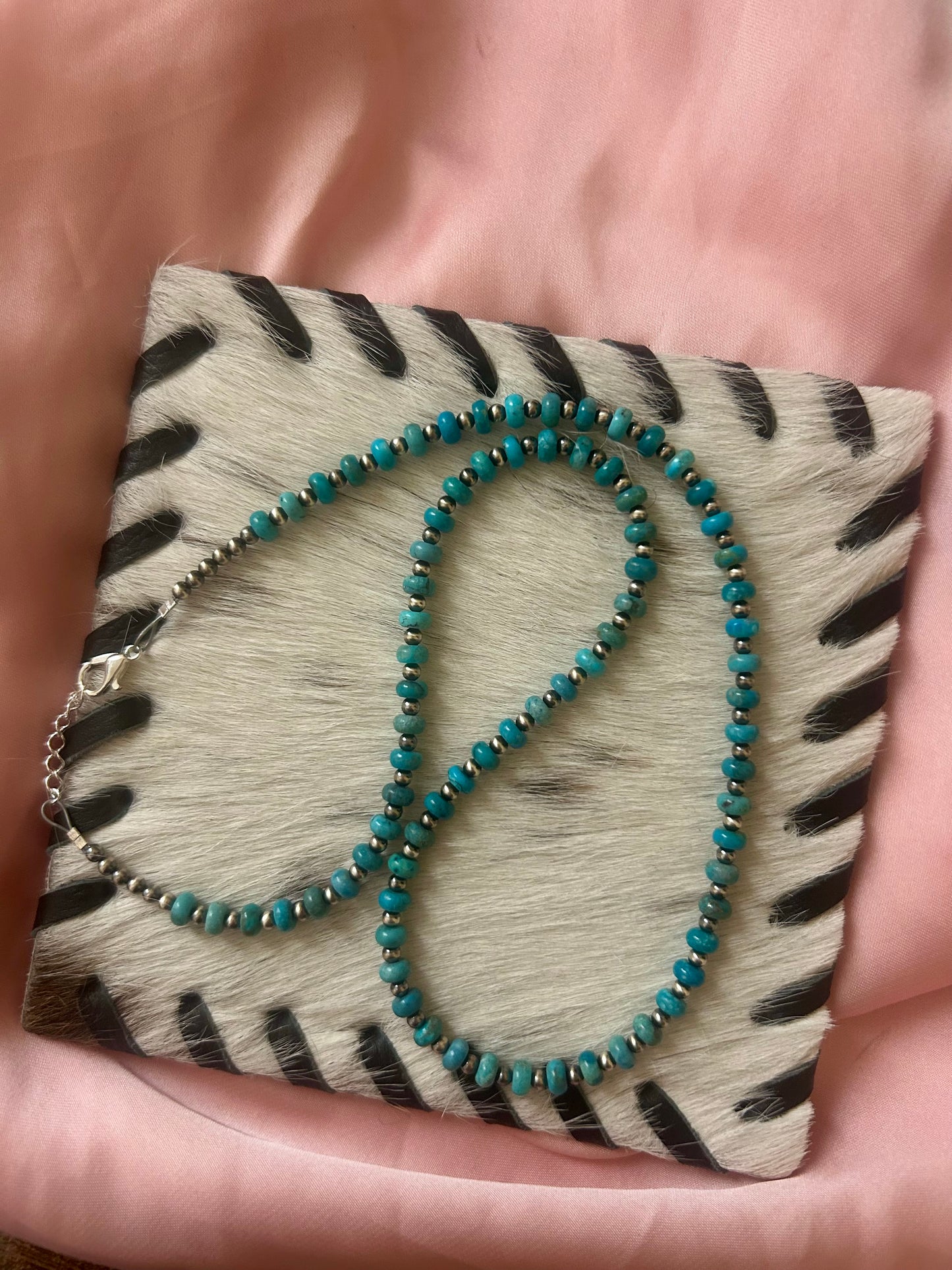 The Rae Necklace