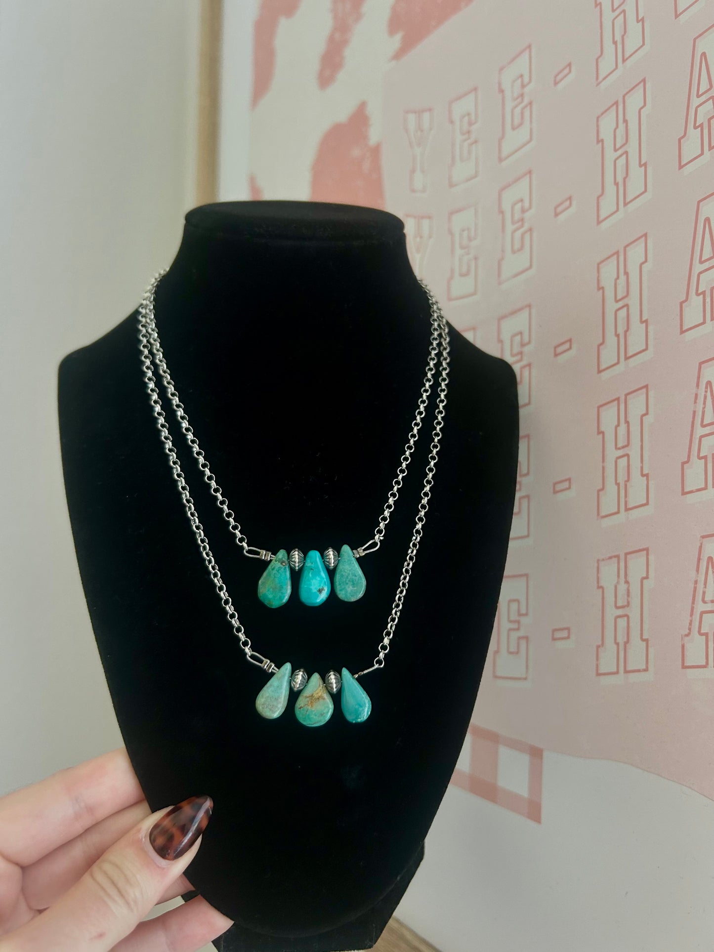 RESTOCK Turquoise and pearl saucer necklace