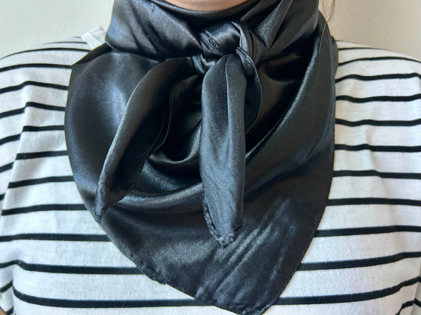 Black Wild Rag